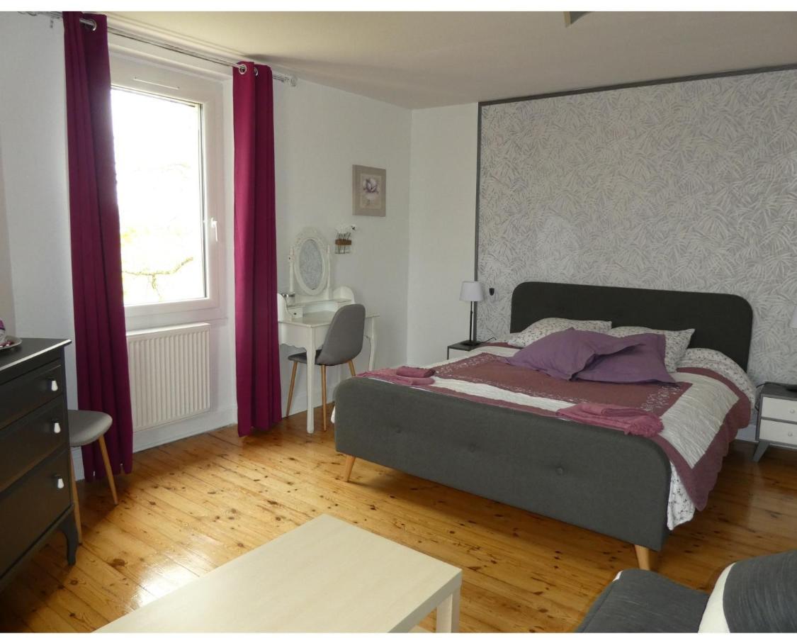 Chambres D'Hotes La Vigneronne Senouillac Exterior foto